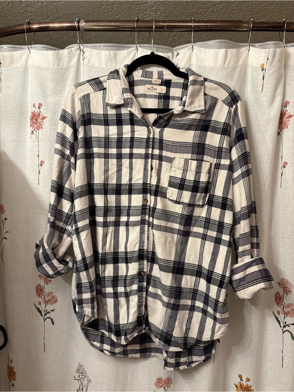 Hollister Black & White Plaid Button-Down Shirt